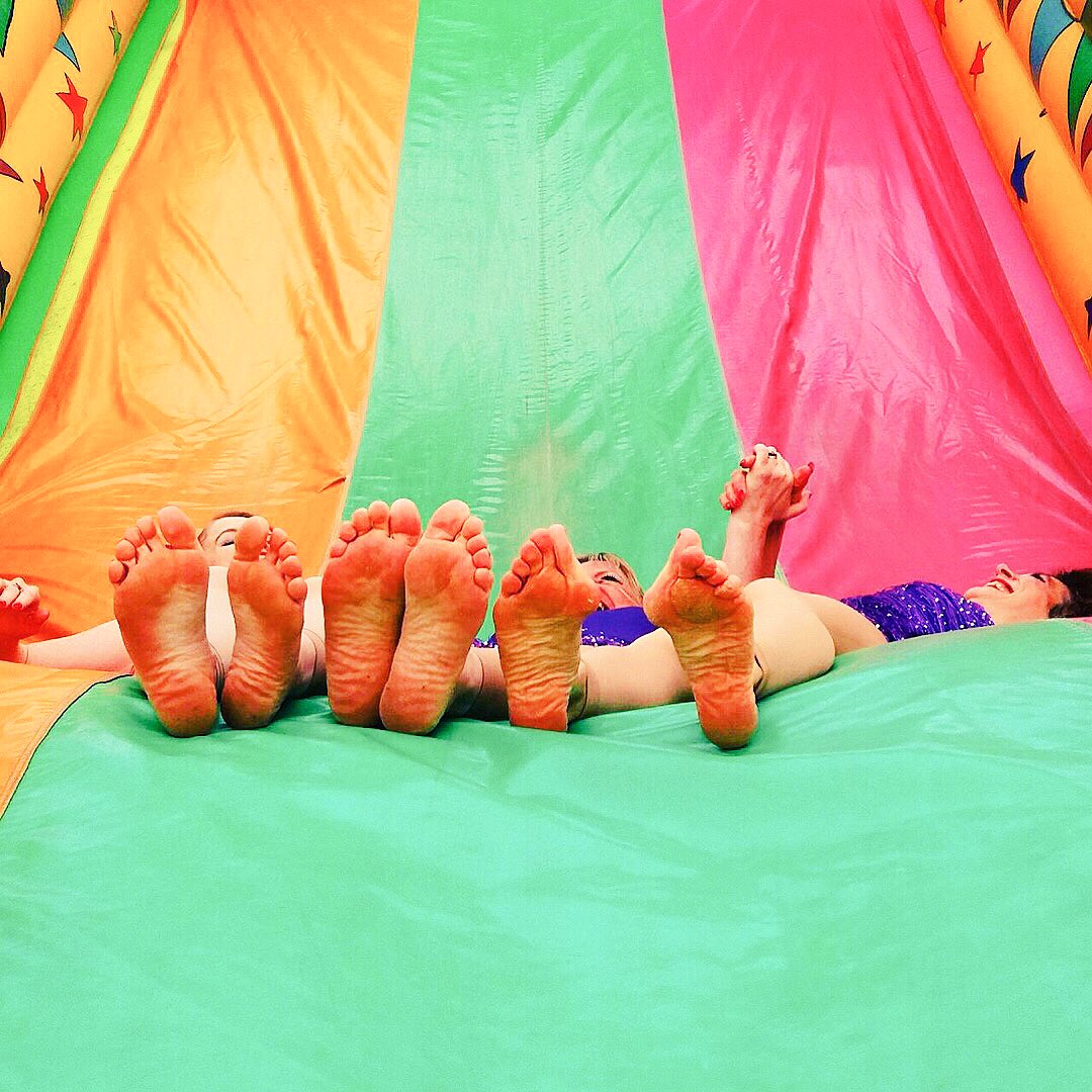 InfinityBelly's tweet photo. Hold on in there! #almosttheweekend #bellydance #bhangra https://t.co/d56MWST9JC