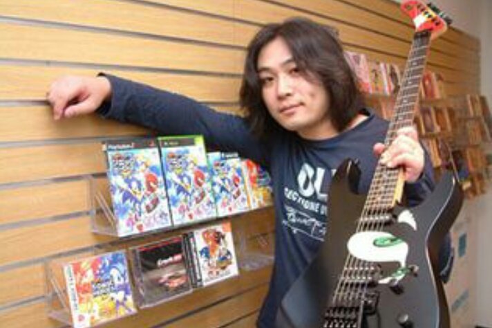 Happy birthday to the best composer and musician ever, Jun Senoue!! 