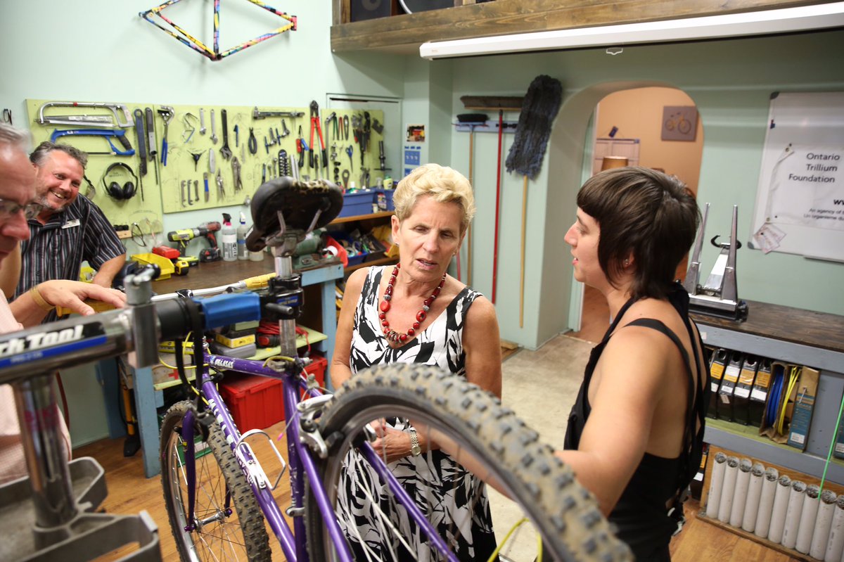Kathleen_Wynne's tweet photo. Got my hands dirty today at B!KE: The Peterborough Community Bike Shop @CyclingHubPTBO #ptbo https://t.co/3rRQgYiAh1