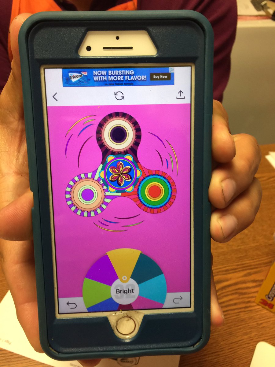 shellytodd23's tweet photo. Some of our associates colored on their phones at 2034!!! #mwaug2017 https://t.co/FTaAsQB33Q