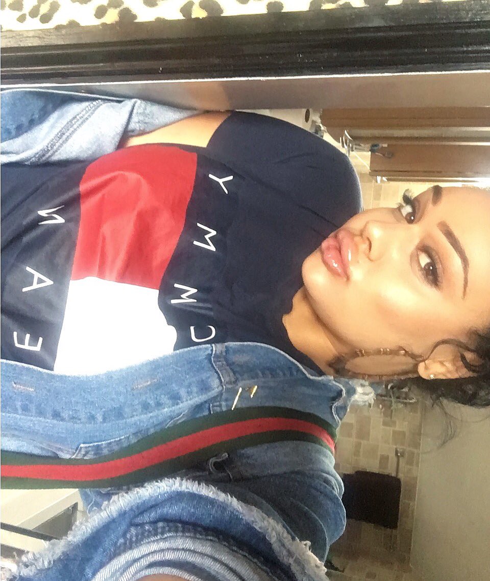 Tell_em_MINAJ's tweet photo. He'll figure it out. https://t.co/9EbWkZgaE2
