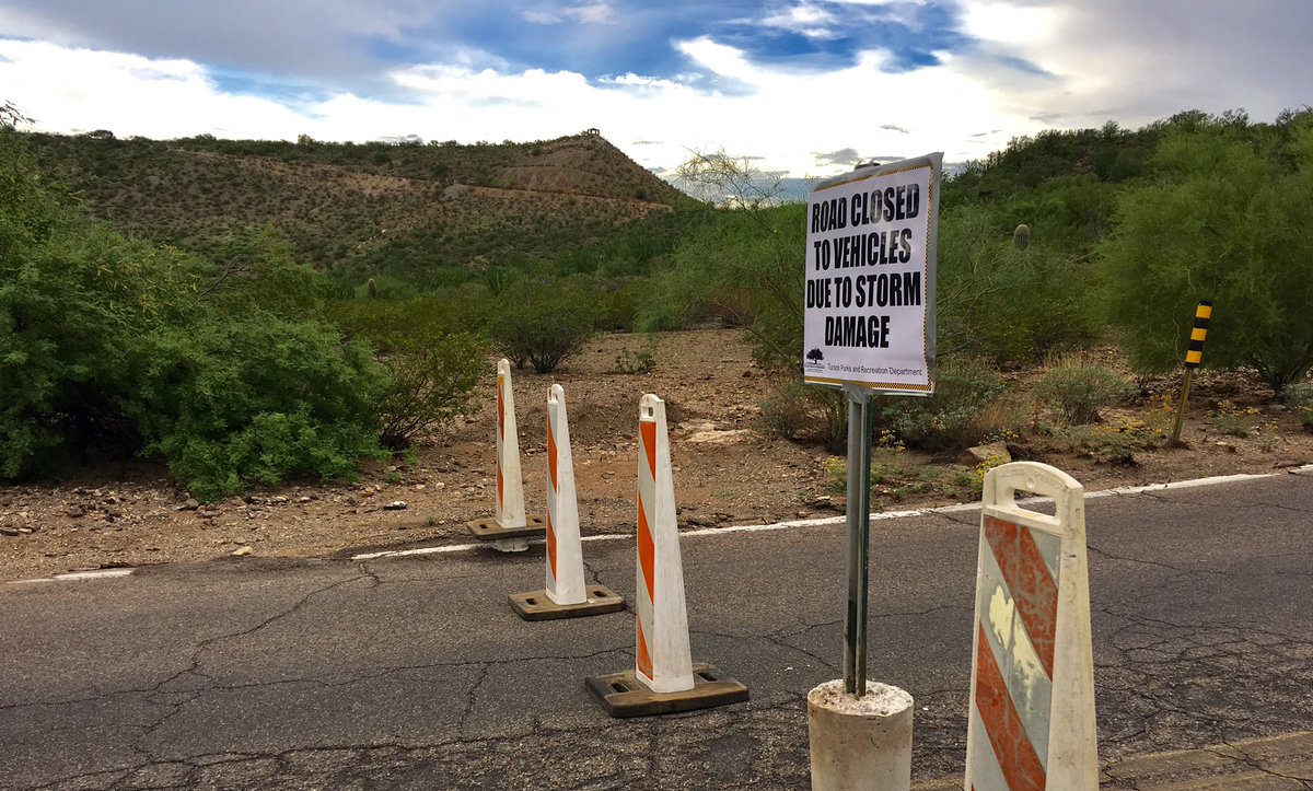 ronmedvescek's tweet photo. Thinking of watching the storms roll in over #tucson "A Mountain", be prepared to walk. Sorry 😢 #sentinalpeak #photography #weather https://t.co/7ejEb8VJaV
