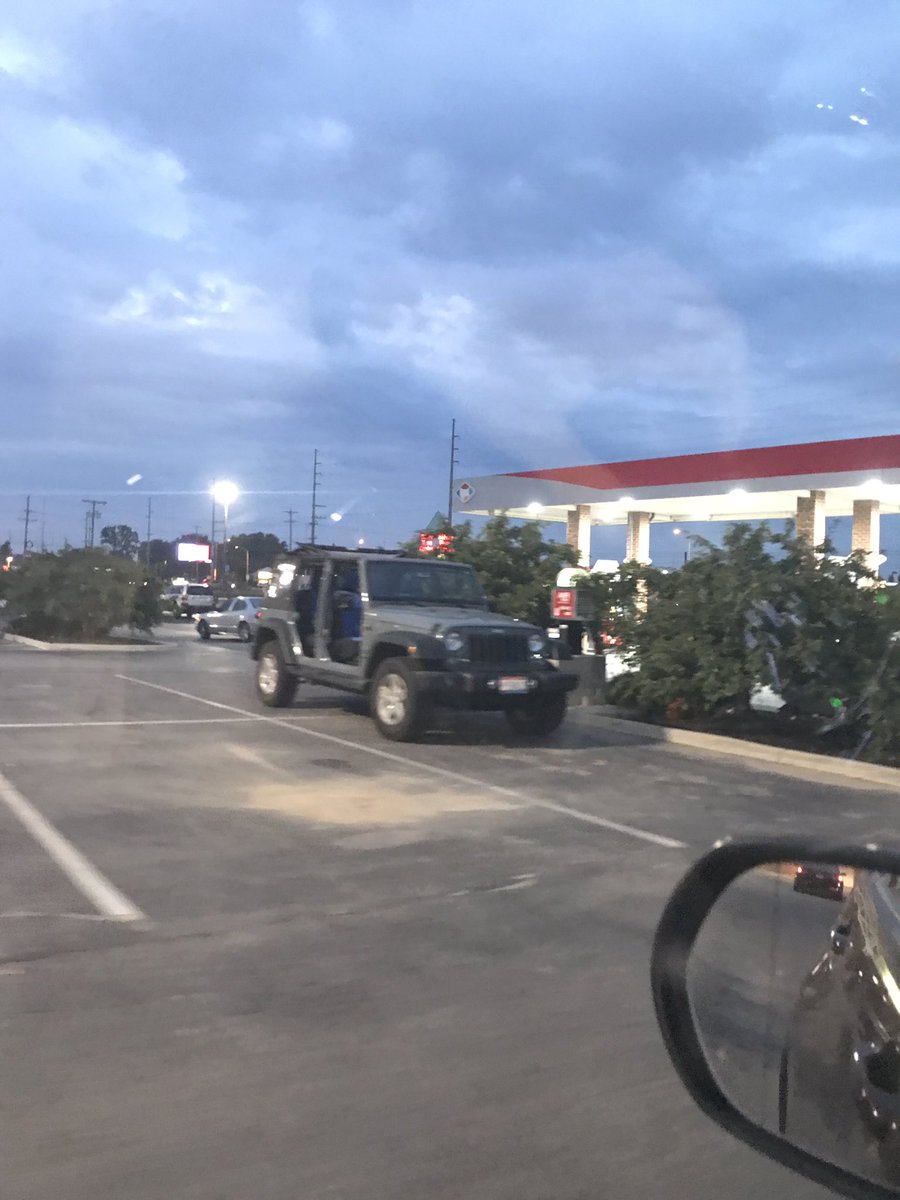 benjaminfawcett's tweet photo. 51, 52, 53, and 54. I have a lot to catch up on. @Jeep #46more https://t.co/DK4GGoHroc