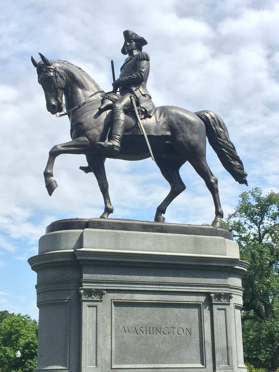 BostonDuckTours's tweet photo. The Great Washington riding on his horse...
This work of art is in the Boston Public Garden and can be seen while taking a #BostonDuckTour https://t.co/rTghytBF1H