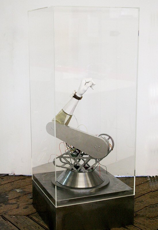 smithautomata's tweet image. A few years ago we ( @Laikingland ) made a robot the inadvertently gave you the finger! #RobotsBBC