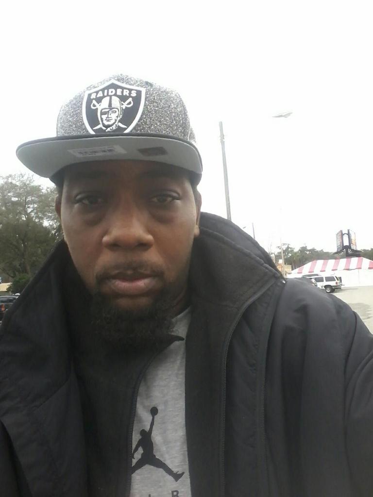 HudsonChamp's tweet photo. @Jrg8Jrg #HBDFAM! #RaiderNation4L! https://t.co/H1OytEPsW6