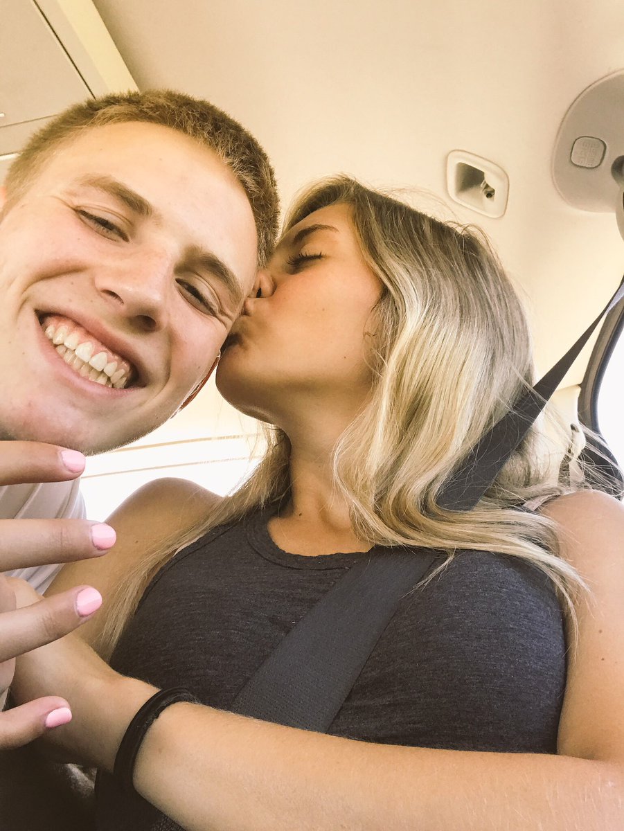 jeremy_luciani's tweet image. I don&apos;t know how I got so lucky😍 Thank you for everything you do for me💗🌎