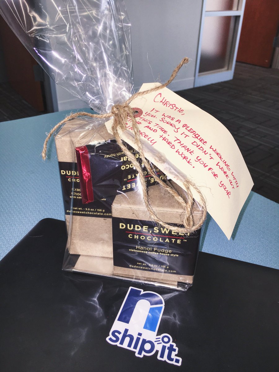DynataEng's tweet photo. Our technical recruiter @ChristieLHolder received a chocolate treat from a sweet interviewee today! #LifeAtRN #hiring #gestures https://t.co/q1f1jlxNrz