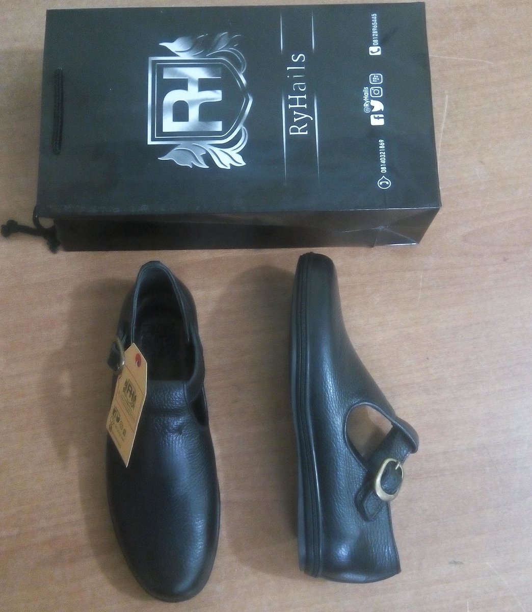 RyHails's tweet photo. #RyHails #Casual #Style #Designs #Craft #Simplicity #HandmadeClassics #ClassyMen #ClassyLadies #Shoes #PIN: RyHails #WhatsApp:08140321869 https://t.co/biwyaeS6Wk