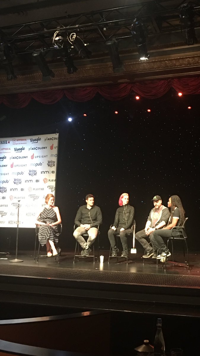 ClarkSeydel's tweet photo. Panel on gaming in VR/AR/MR #casualconnect @BigBoxVR @ConveneVR @CasualConnect https://t.co/7McGrGGYjz