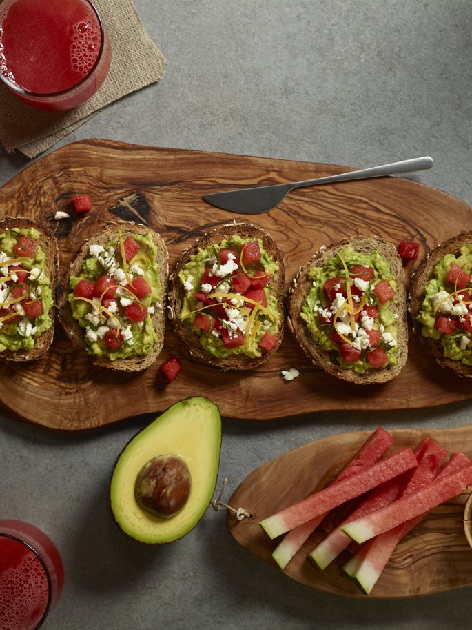 WatermelonBoard's tweet image. We love avocado toast (with watermelon!) #FreshInSession watermelon.org/Recipes/Avocad…