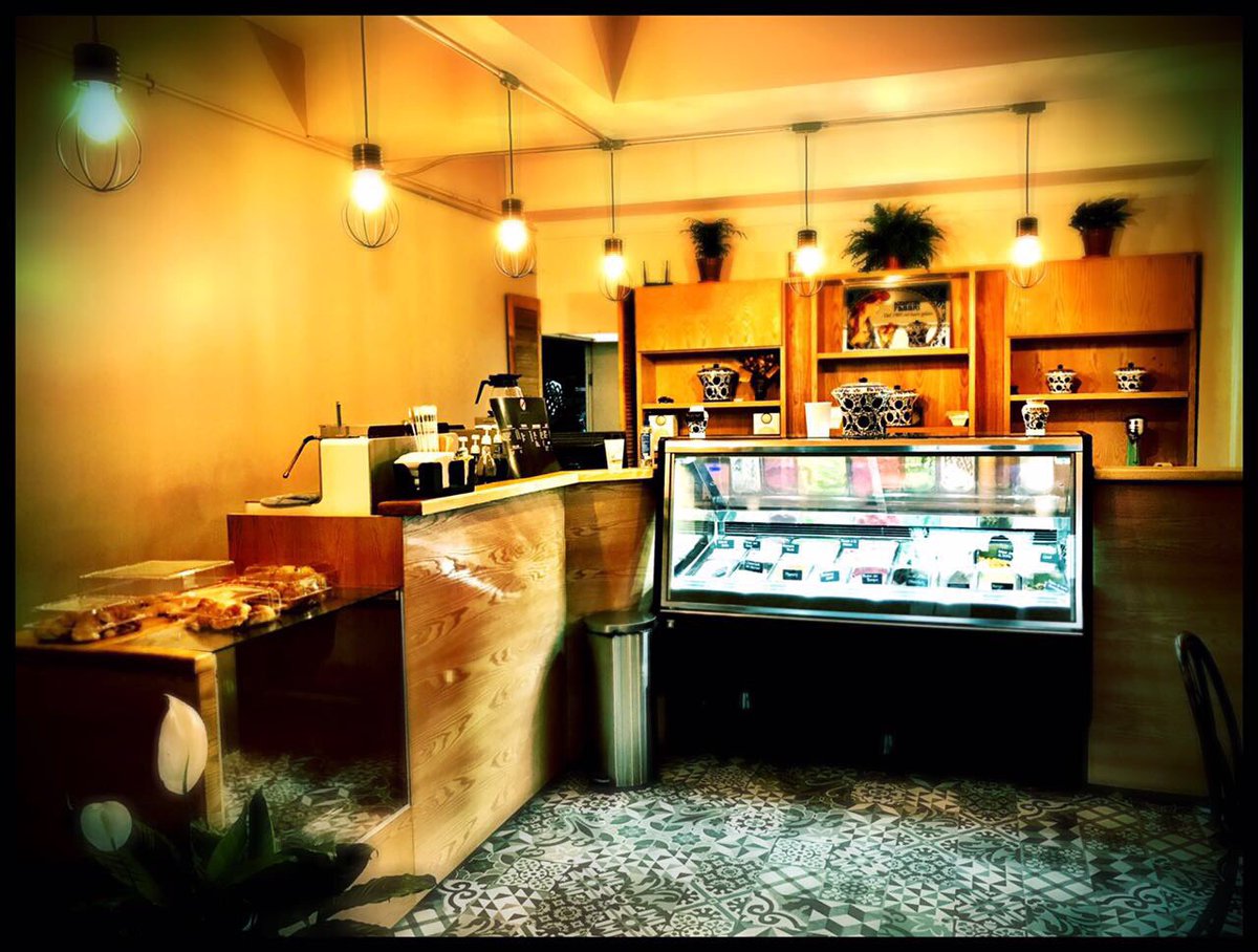 DueGelato's tweet photo. Ven a conocer nuestro segunda ubicación: Ingenieros #21 colonia Escandon. Tenemos gelato,café,postres y más... https://t.co/S4VJ5ien2J