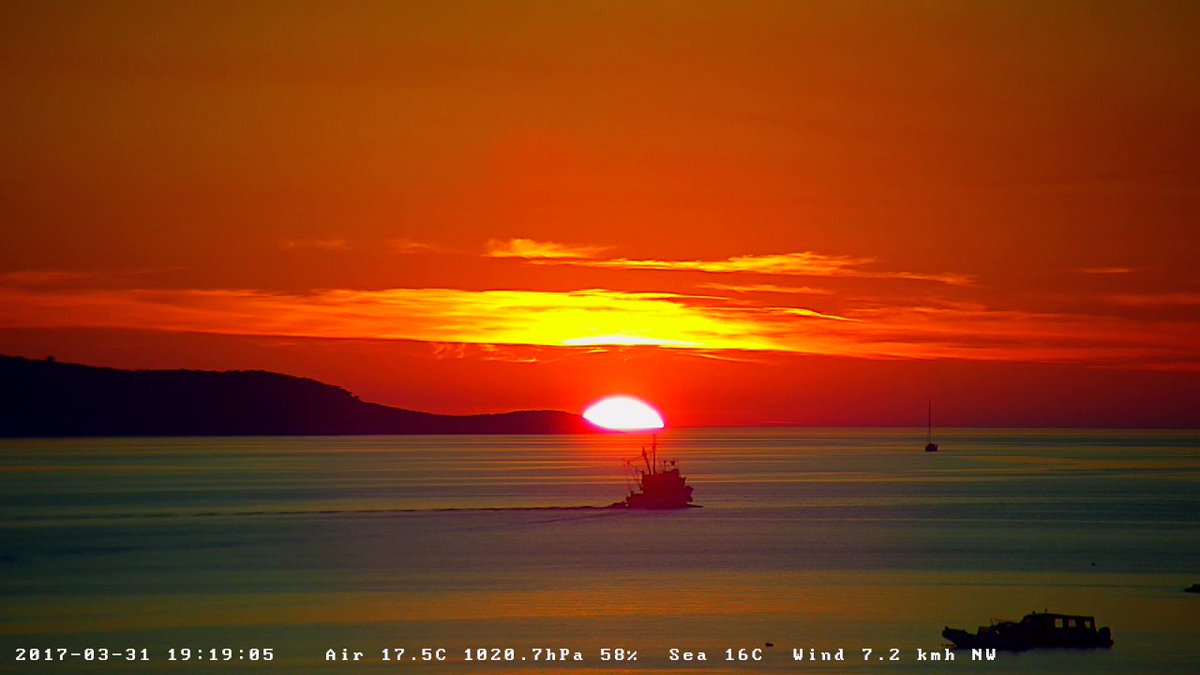 nauticalportal's tweet photo. #SailingIntoTheSunset
#PakleniIslands
#Croatia
#travel
#vacation
#sailing
#sailingvacation
#StunningSunsets
#StunningPhotos
#nauticalportal https://t.co/w2ddyQJrTo