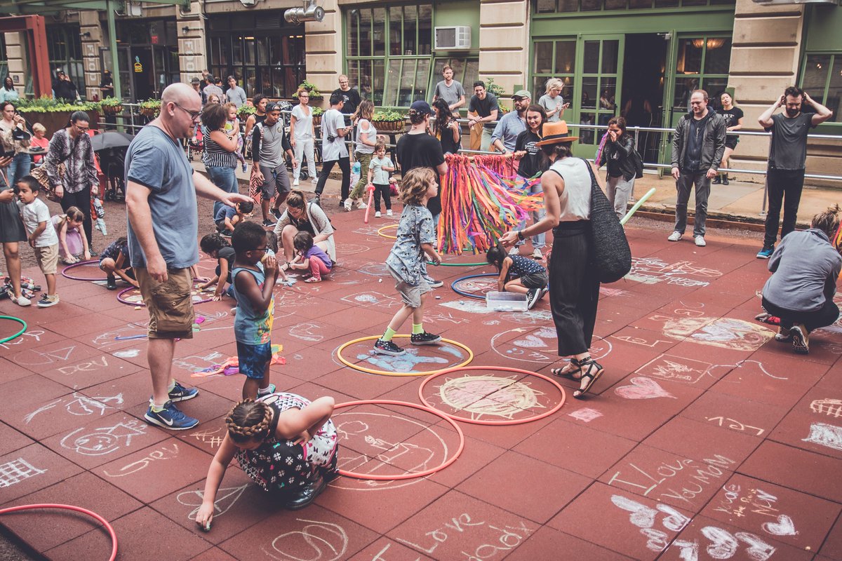 RRPHKIDS's tweet photo. This evening's FREE show w/ the music of #TheBeatles at @IndustryCity will be held inside #TheFilament in #IndustryCity's building 2! https://t.co/SFfFlxgnqw