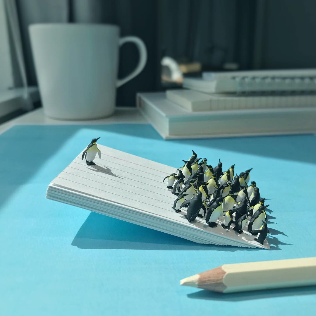 thisiscolossal's tweet photo. Miniature Scenes Set Amongst Office Supplies by Derrick Lin https://t.co/yQJh57H28h https://t.co/zp86ob5JbG