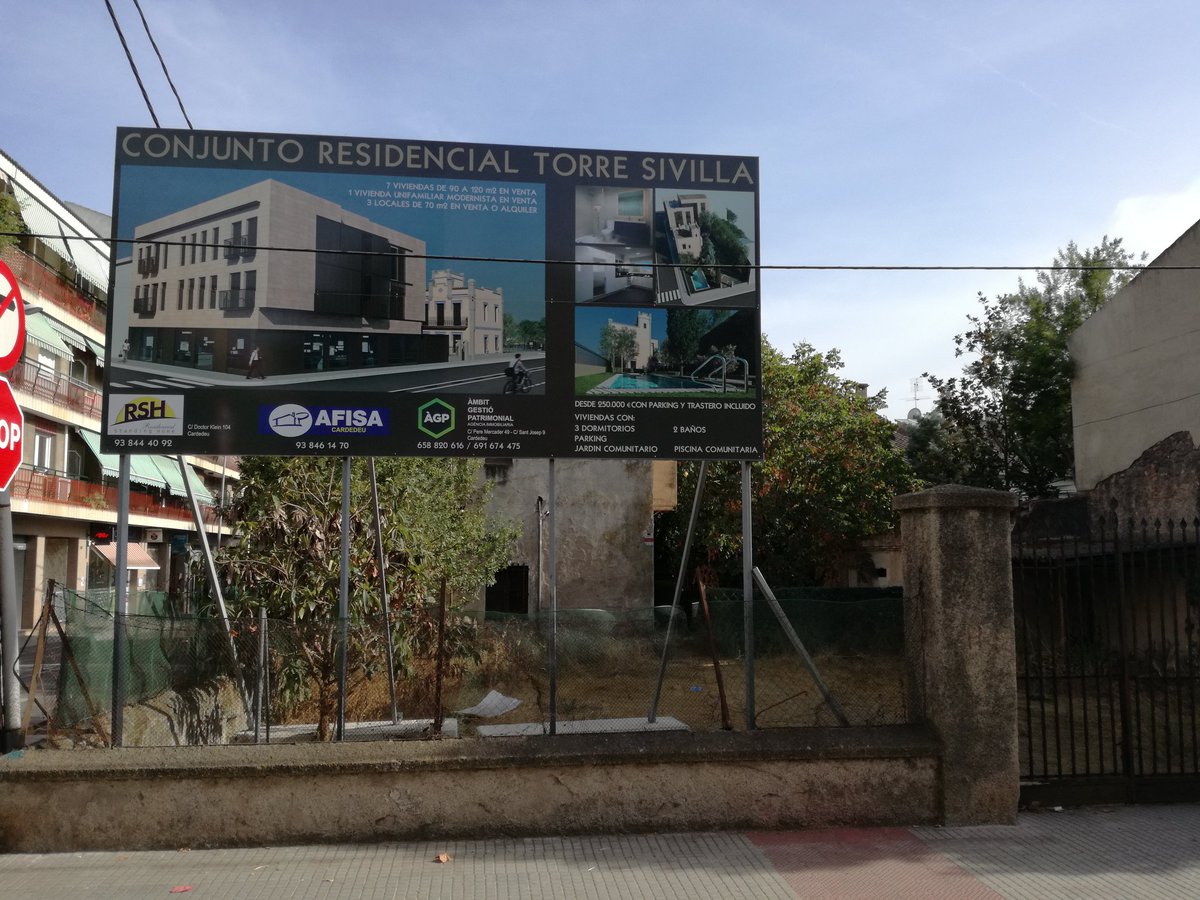 LaMetxeraCasal's tweet photo. El 1er centre social okupat de #Cardedeu acaba amb promoció immobiliària vergonyant. Ahir com avui lluitem contra l'especulació urbanística. https://t.co/AIRxAyhQsM