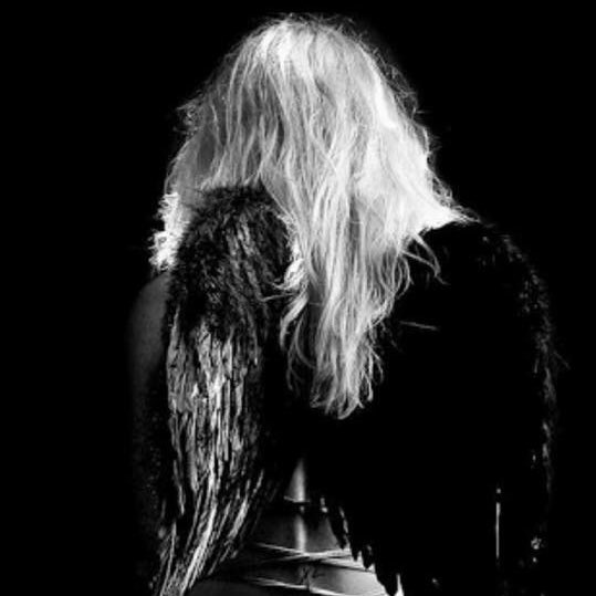 bombshellbecca7's tweet photo. #NewProfilePic https://t.co/y0Awg1DAVX
