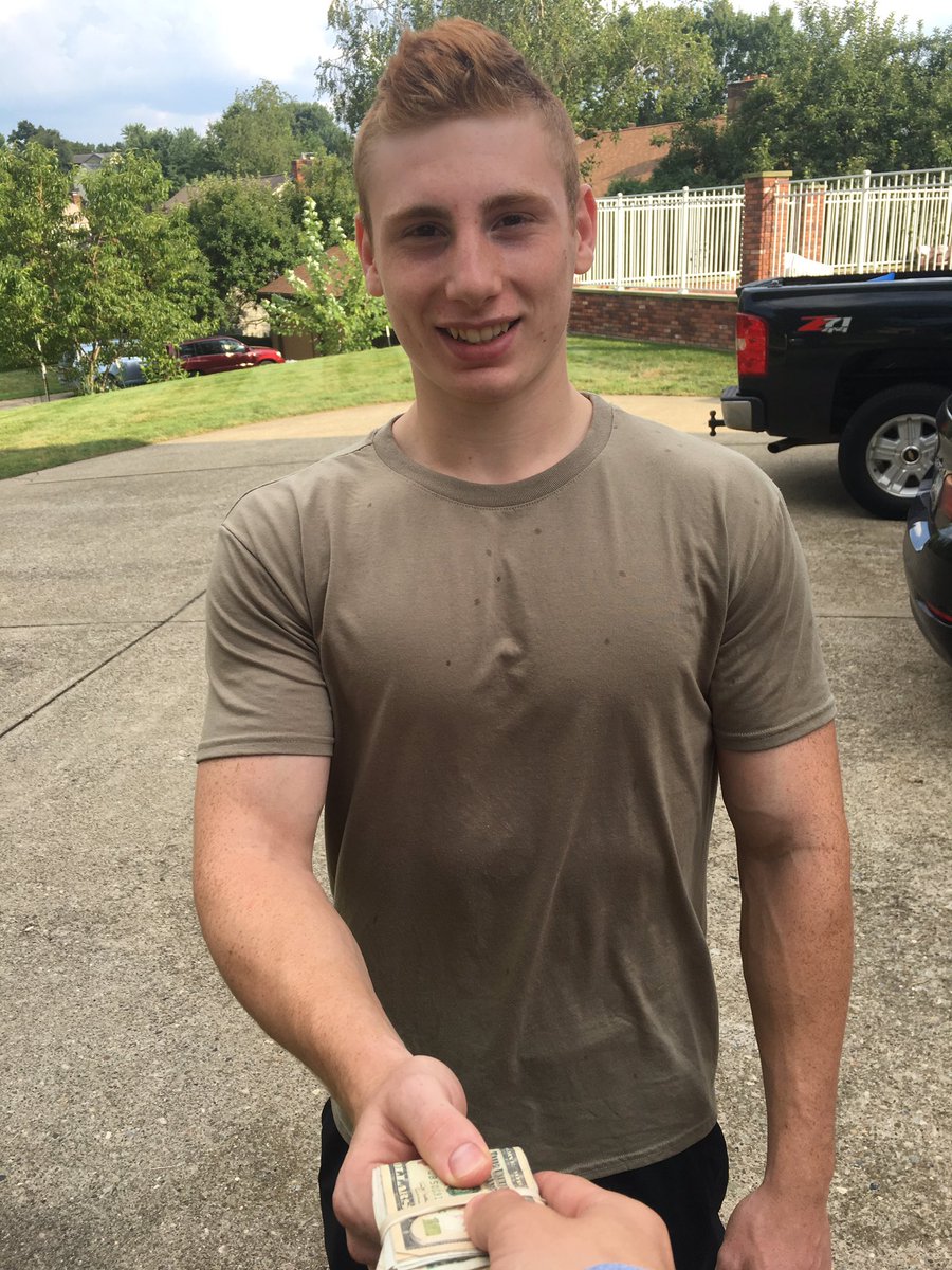 NAAssassin2017's tweet photo. first winner: "imma bouta blow this on strippers and coke" - Cam Sunseri ladies and gentlemen, round of applause. https://t.co/2UijUQ9bfB