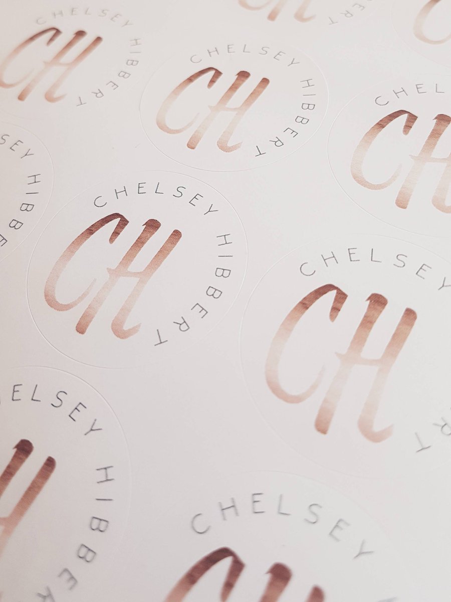 37mm Round Stickers.

#stickers #logodesign #rosegold #printing #marketing #salon #logo #graphicdesign #beautysalon  💋 #gossipdesign