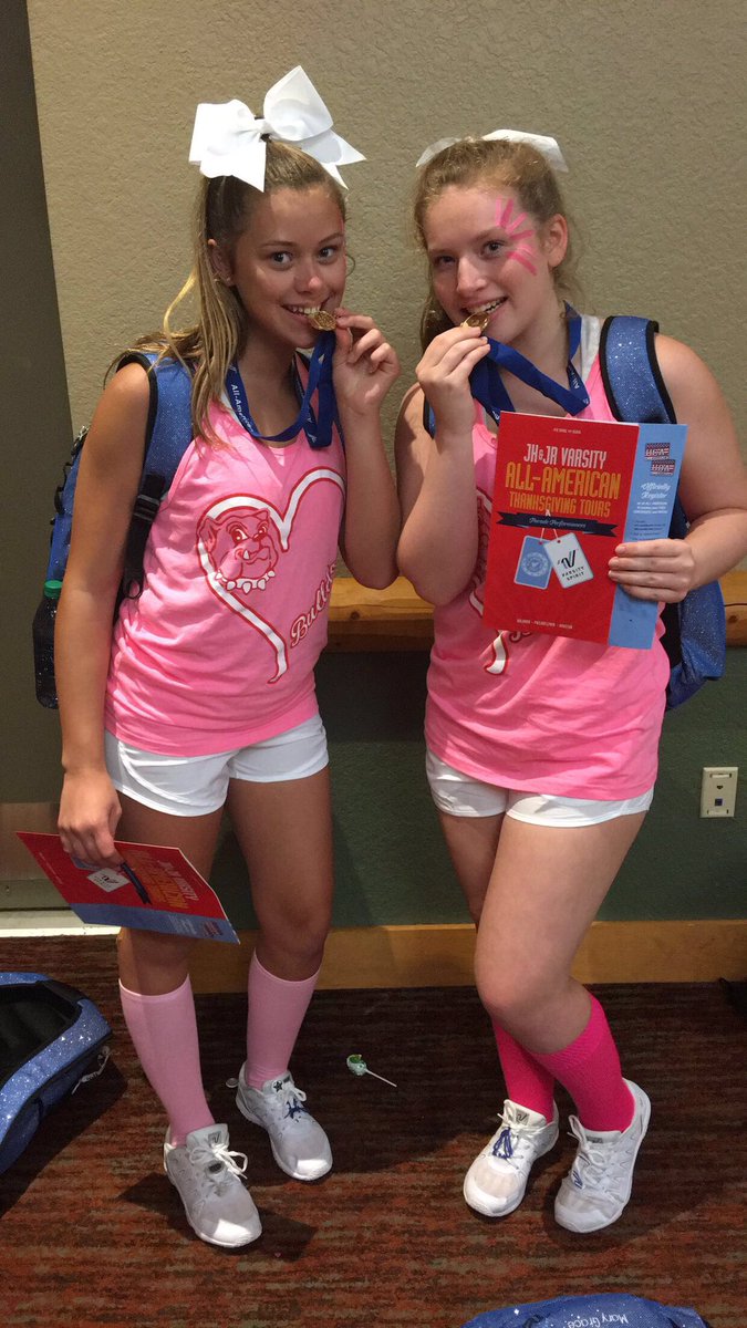 zoey_moon5's tweet photo. all american with my girl @BlayneElise 🇺🇸 #BCLO4E https://t.co/XuEZpTZuuH