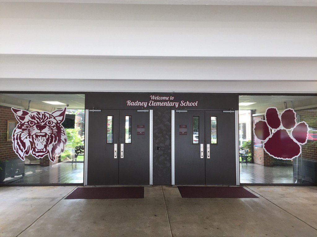tug6thgrade's tweet photo. Very excited about seeing my new 6th graders on Monday! https://t.co/JhvSCAcXGl