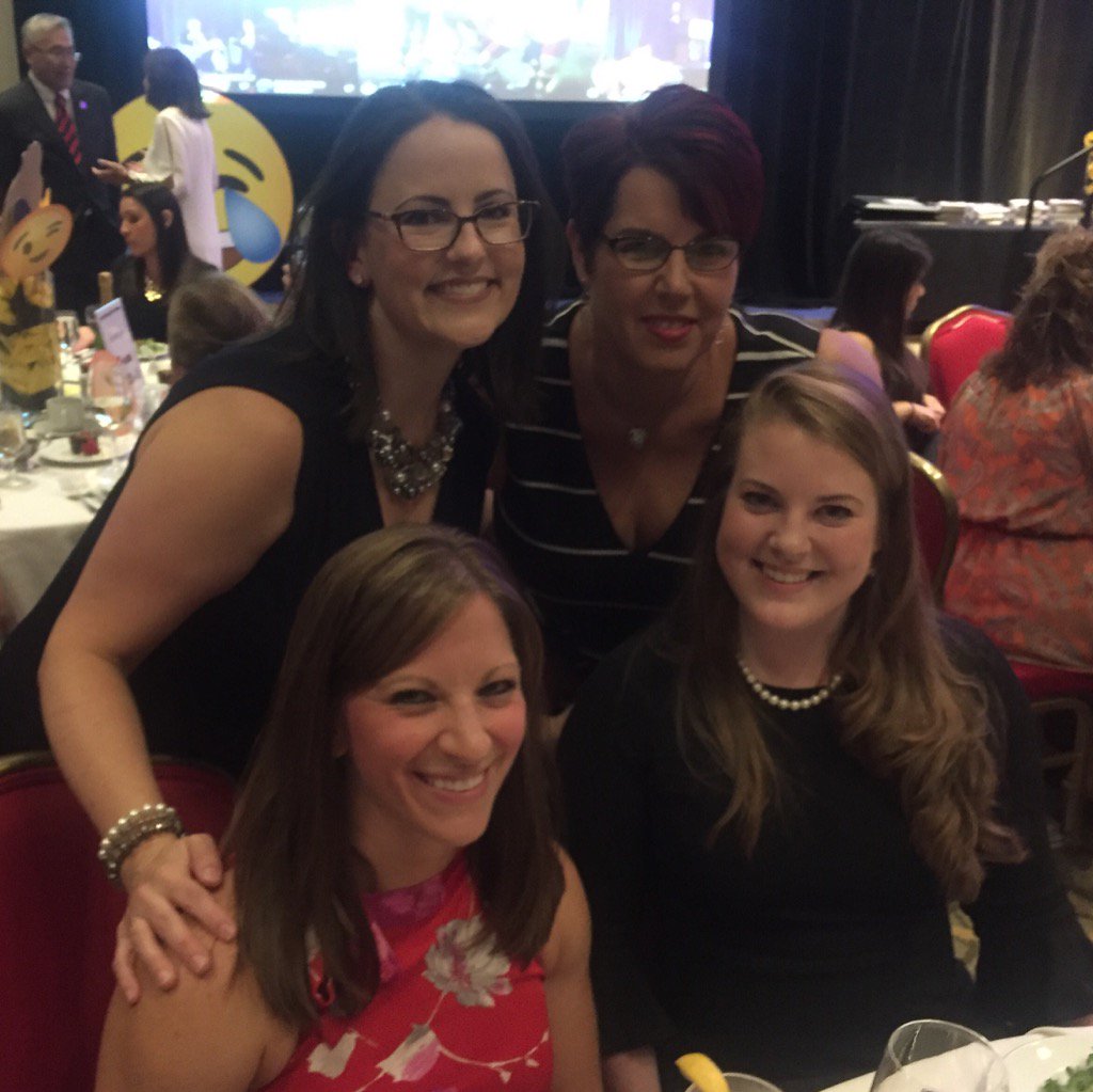 debralowder's tweet photo. The new Triangle Heart Walk team!!! #MAAAllStaff https://t.co/1dNA3UYmTM