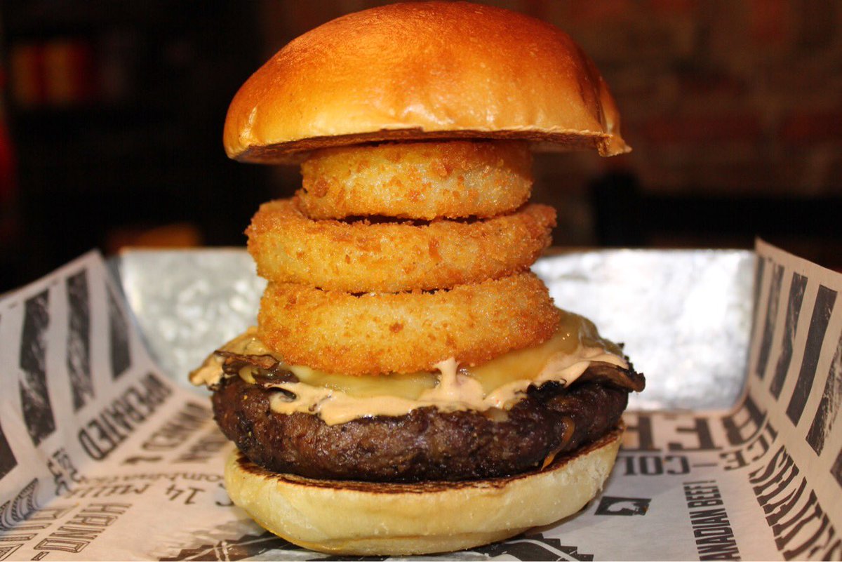 WORKSBURGER's tweet photo. Was your dinner as stacked as ours? #threeringbinder https://t.co/Lra7VpUzI3