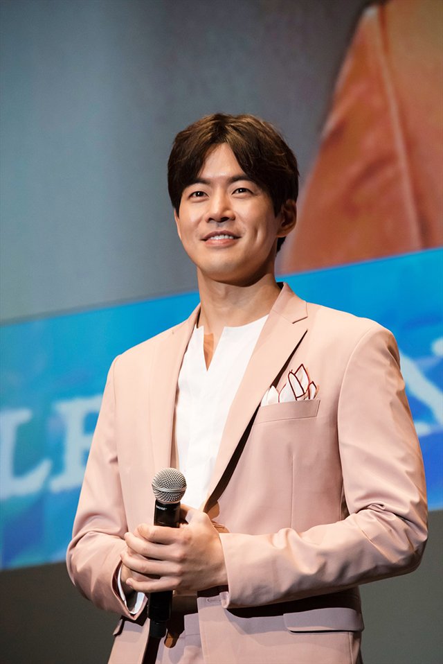sportsseoul_jp's tweet photo. #イ・サンユン 、約1年ぶりの来日で旅行秘話など語る
#イサンユン #LeeSangyoon #이상윤
https://t.co/9J2jlrsj3G https://t.co/h5I6wg94xA