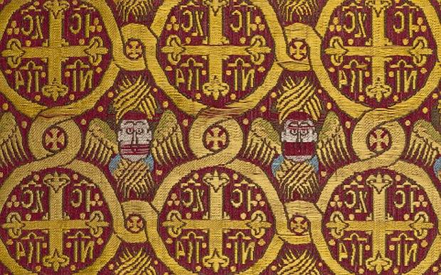 ghostofhellas's tweet photo. Silk textile with #seraphim and crosses, 17th century. #ByzantineInfluence #OttomanEmpire. @metmuseum https://t.co/ZTtWuGRoU9