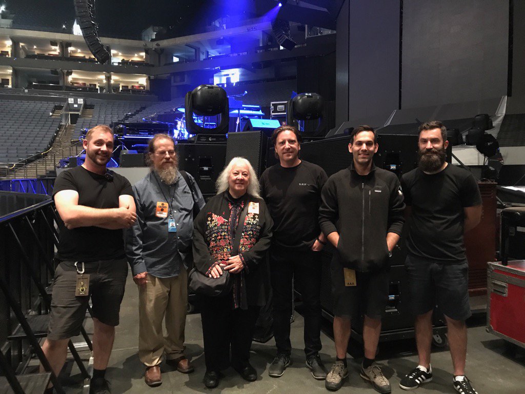MeyerSound's tweet photo. John and Helen catch up with @edsheeran audio crew before tonight's @OracleArena show with LEO Family by Major Tom https://t.co/UpSuTV0Ley