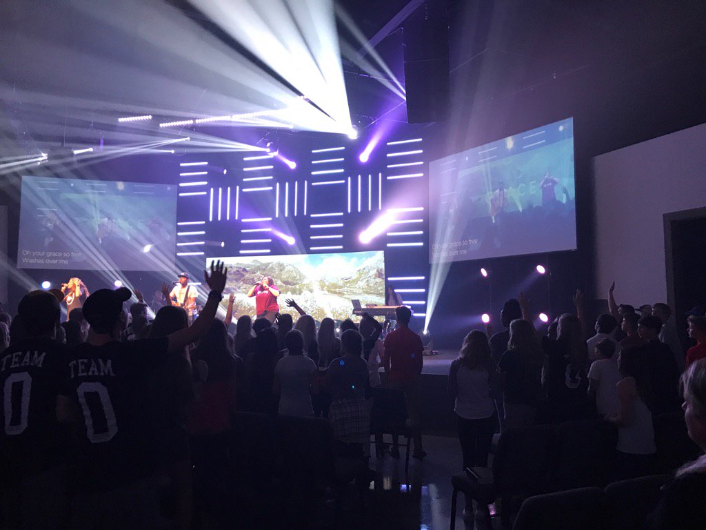 Packed house tonight at @FC_Students. Great start to a new year!