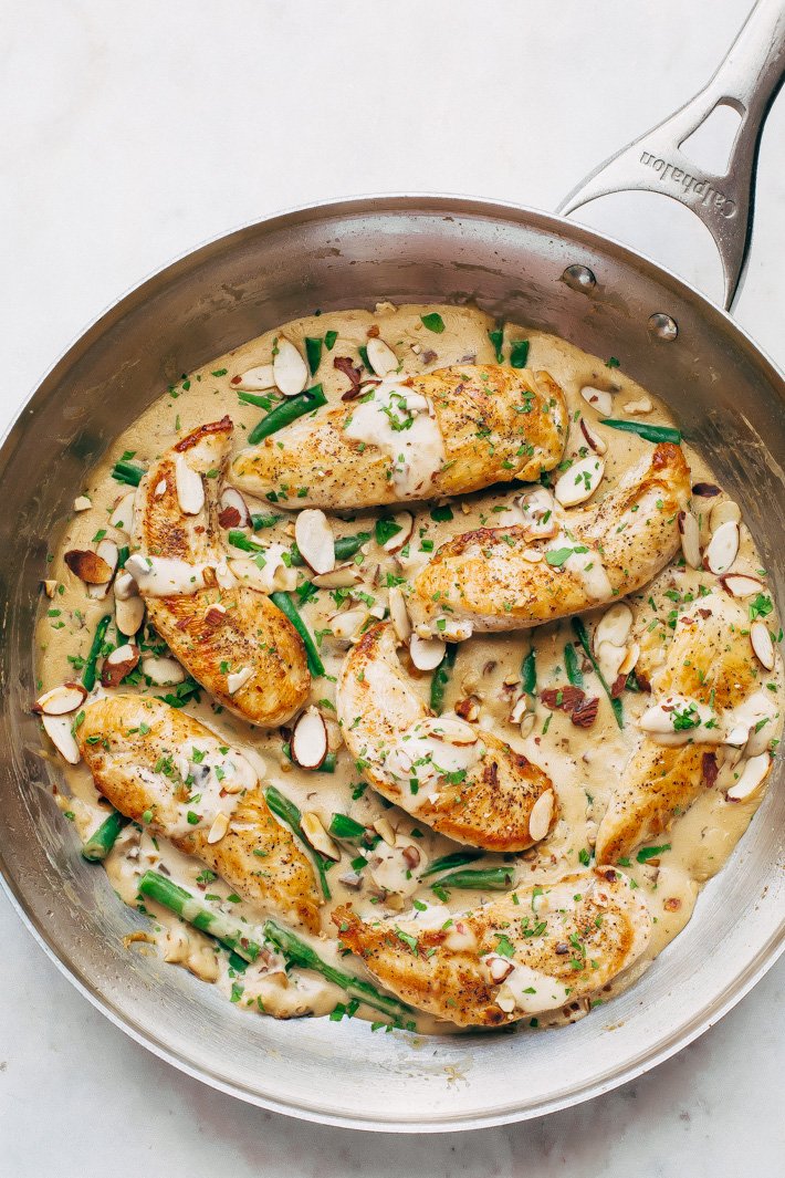 [NEW] Creamy Almond Chicken. Skillet chicken meets a green bean casserole!  #aldigram #dinner #sponsored by <a href="/AldiUSA/">ALDI USA</a> buff.ly/2wmBD40