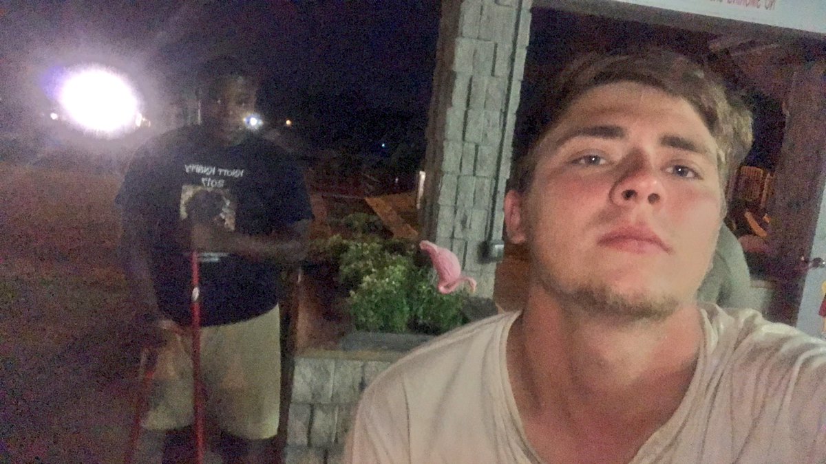 Meeks98_'s tweet photo. the goat https://t.co/zatTQMplCi
