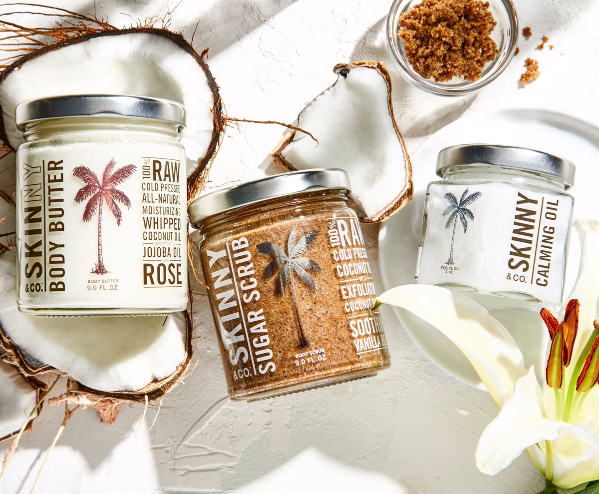 Zonnerhall's tweet photo. The only 100% raw, pure, alkaline, unrefined, wild harvested coconut oil in the world! #health #fitness #cooking #coconutoil #mom #baby #pet https://t.co/LOjhu3JDga
