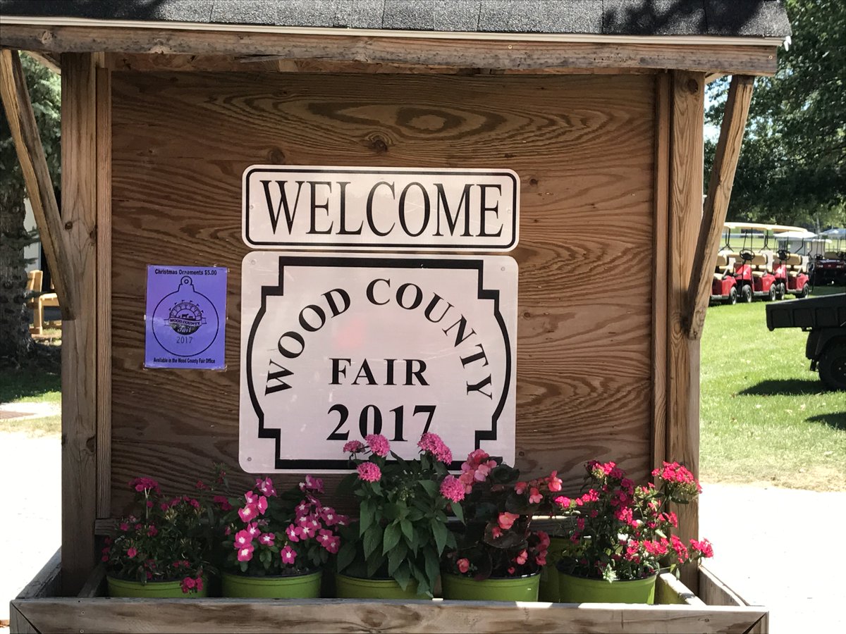 clintcorpe's tweet photo. The @woodcountyfair runs through Mon. @WTOL11Toledo meteorologist @Ryan_Wichman has the weekend forecast tomorrow at 7:15 on @MorningShowBG https://t.co/wkSrFvcsf7