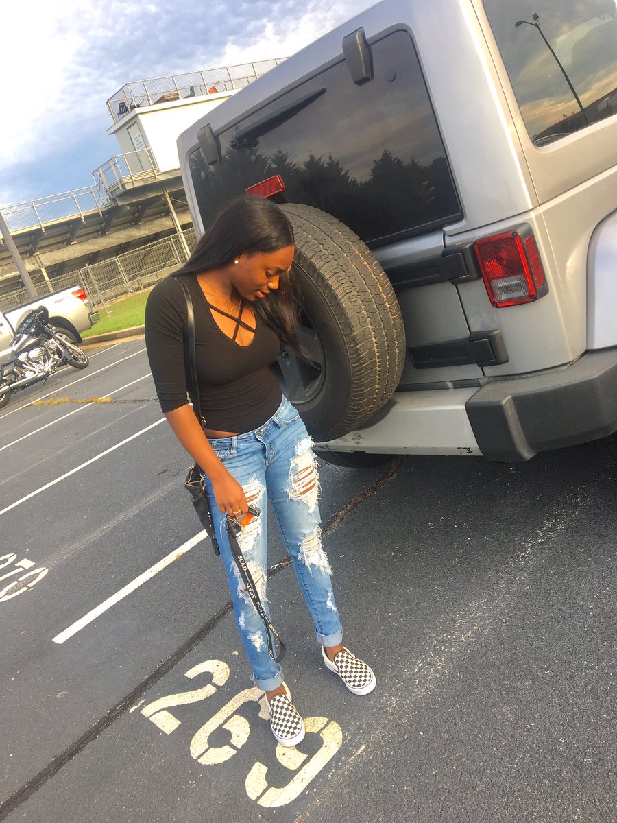 tameriaal's tweet photo. still got a lot to prove π€π #mylastfirstday https://t.co/E8KjeOojCa
