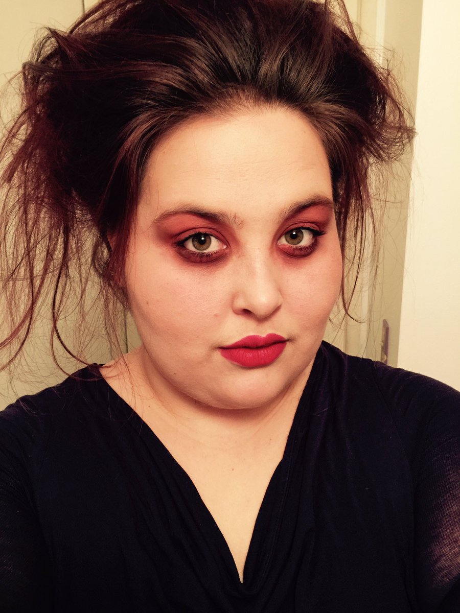 eplexTinyHands's tweet photo. My true form. #goth #deadinside #deadoutside ๐ค๐ฎ https://t.co/uTOBen92Pc