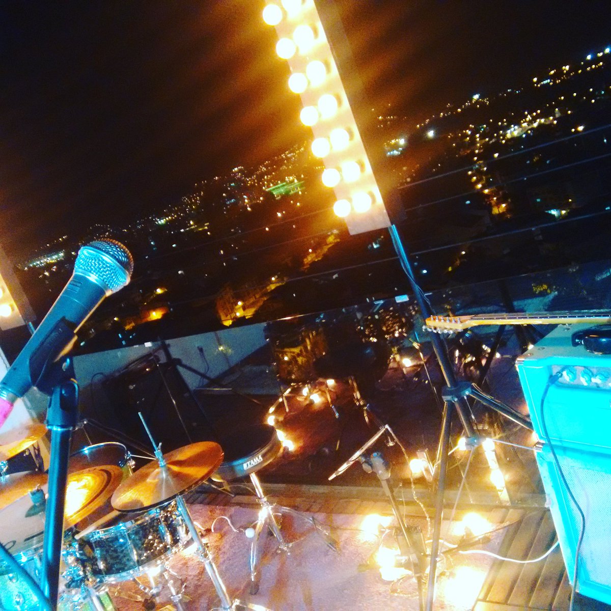 madamezero's tweet image. Vem coisa boa por aí!! 🎶😉