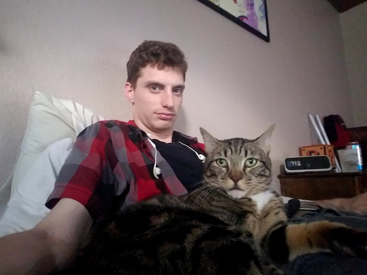 PrincessDedpool's tweet photo. Finally recorded some #reactions and Storm wants to help me edit. #princessdeadpool https://t.co/JBa0i1FFUt