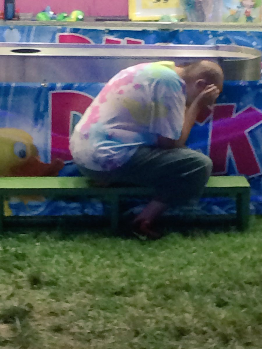 NICKOLI_K56's tweet image. @FairFinds When the weed hits too quick