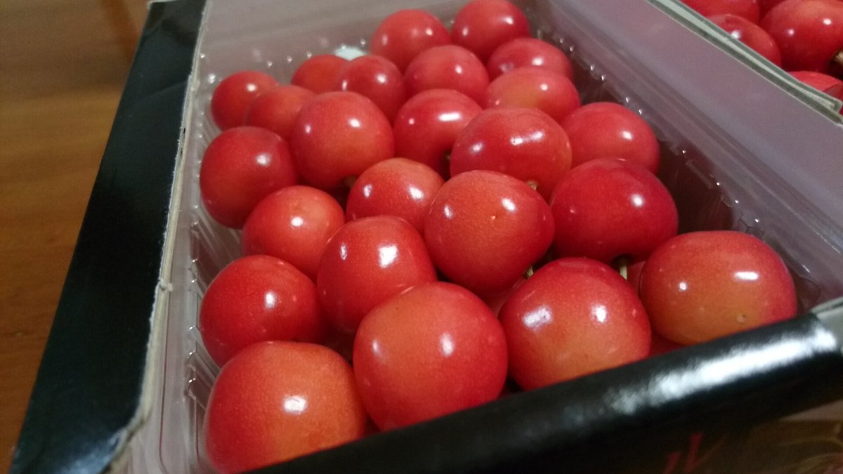 ルビーにくちづけ