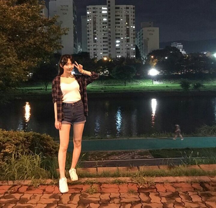 GENIEUPDATES's tweet photo. [#GENIESTAGRAM] Genie's Instagram update 

#GENIE #JINHEE #BULLDOK https://t.co/XhuKR0xRGF