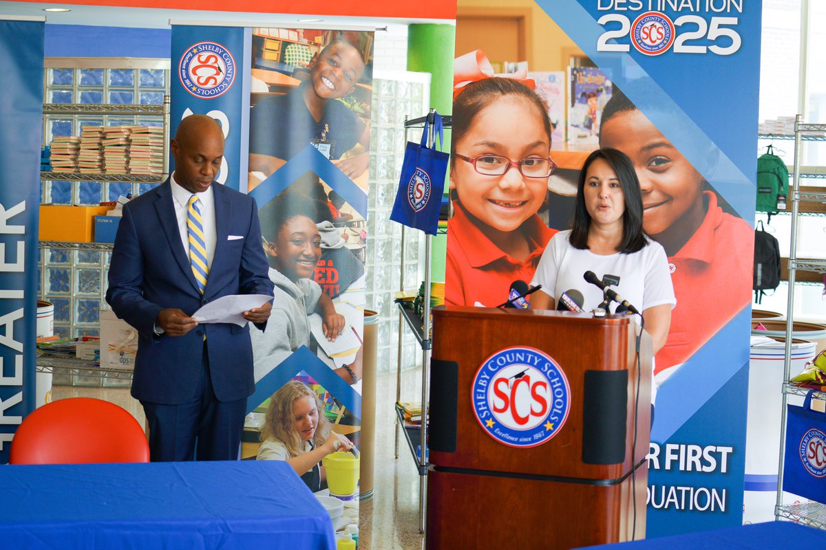 voiceofmscs's tweet photo. @SCSSupt @NataliaPowers1 @kimpossible1iam @PIO_SCSk12 those people on the posters behind the podium are why we come to work daily #lovescs https://t.co/2TJ90eYhPt