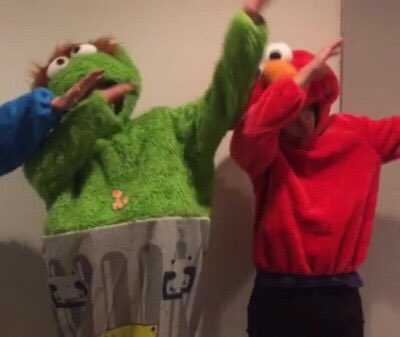 AusSquad5SOS's tweet photo. @5SOS #clearingoutmycameraroll 541-544 ugh the dabbing π© https://t.co/eTLLd53I2P