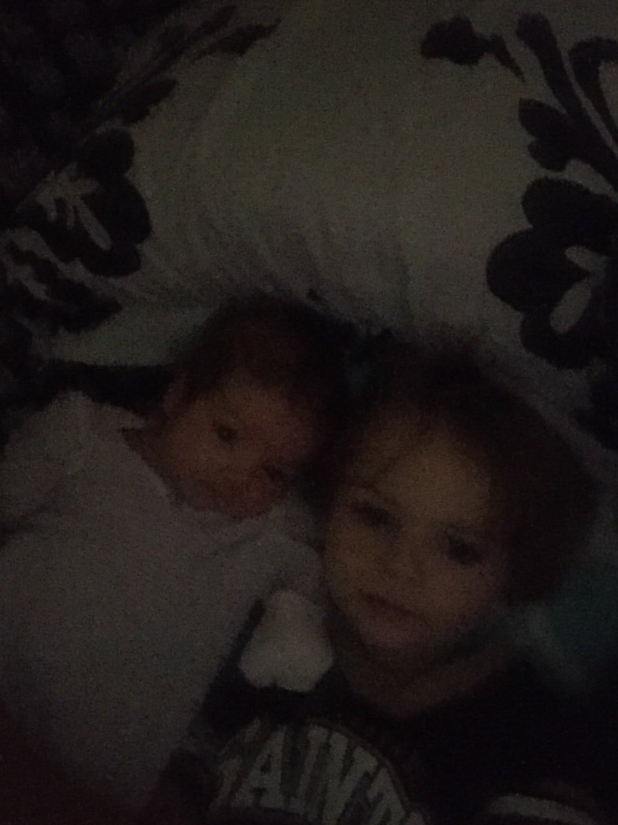 BlakeManshack's tweet image. If you don't believe in God then explain these beautiful blessings...