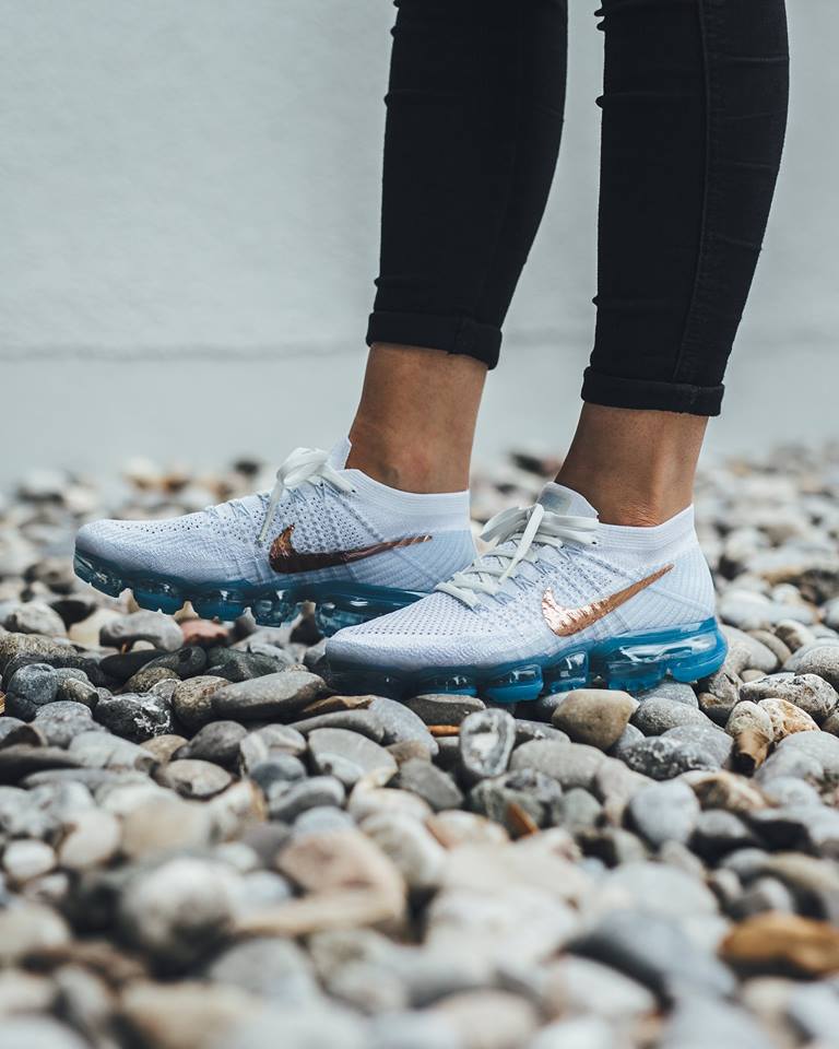 explorer light vapormax