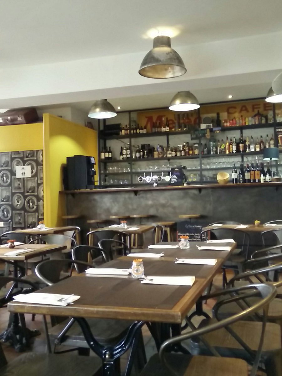 LaTableAngevine's tweet photo. Aujourd'hui en solo, la Table Angevine s'expatrie à Lille dans le restaurant le Triporteur ! #lunch #lille #angers https://t.co/BuA0bgs8N2