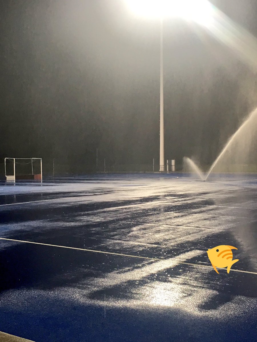 MelbUniHC's tweet photo. State Netball and Aquatics Centre 🐠🏊🏽 https://t.co/BKzplBBBdP