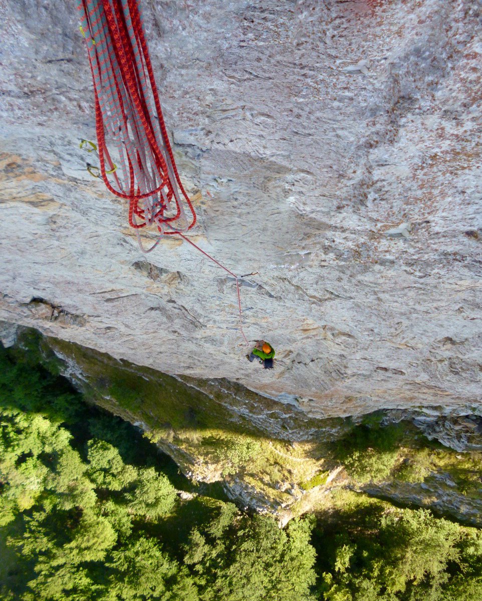 Poupées silex, calcaire, chaleur, pieds défoncés, j'suis out !