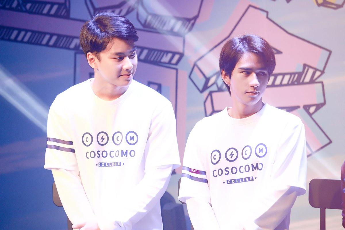which_wayway's tweet photo. #OhmToey# 
Look at me
#ohmpawat  #toeysittiwat 
@ImerbSittiwat @ohmpawatt https://t.co/gcewScPMFN